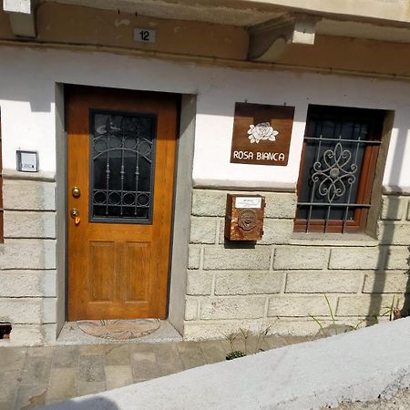 Rosa Bianca Hotel Quart Exterior foto